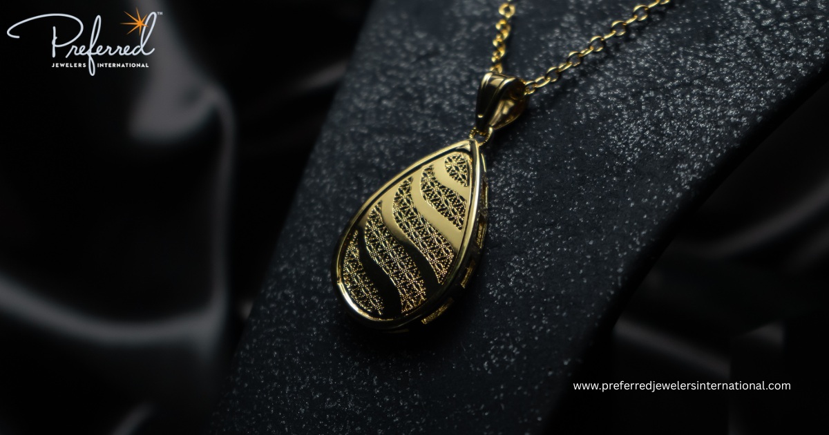 What to Know When Buying a Pendant Necklace?