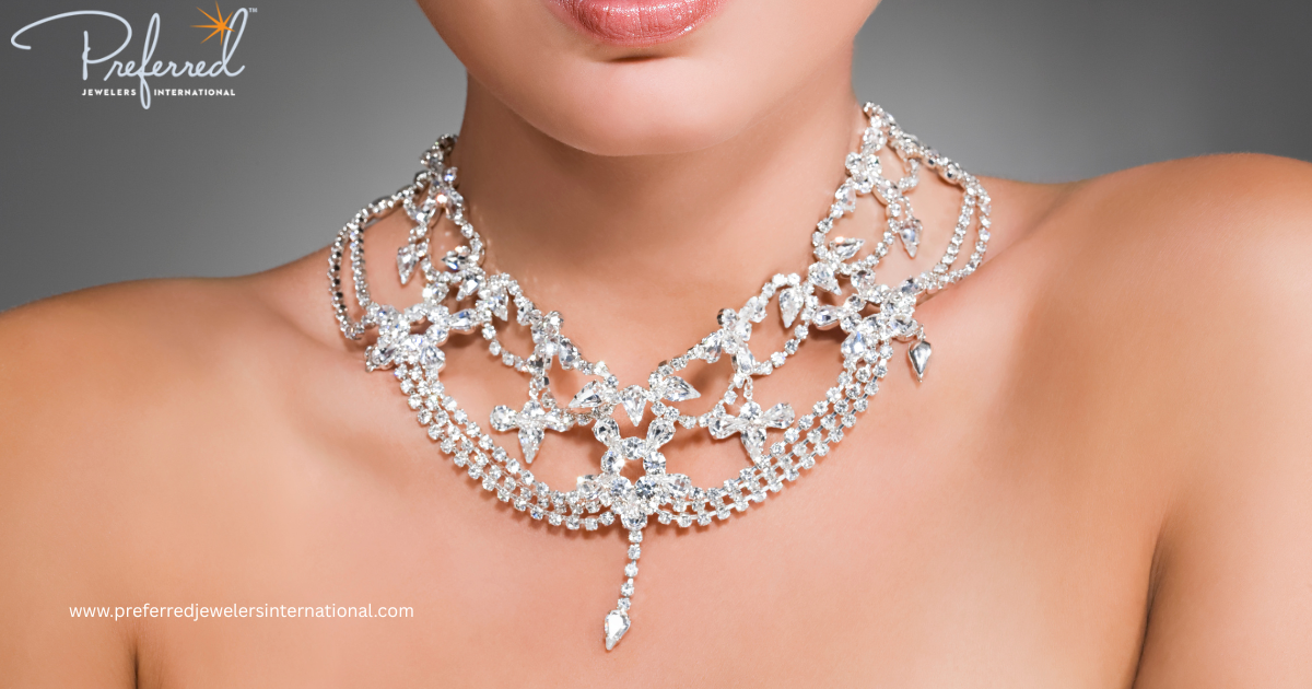 Top Diamond Necklace Trends You Won’t Want to Miss in 2025